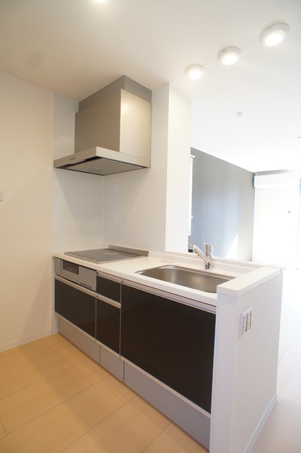 キッチン　お料理好きにはうれしい３口グリル付システムキッチン☆