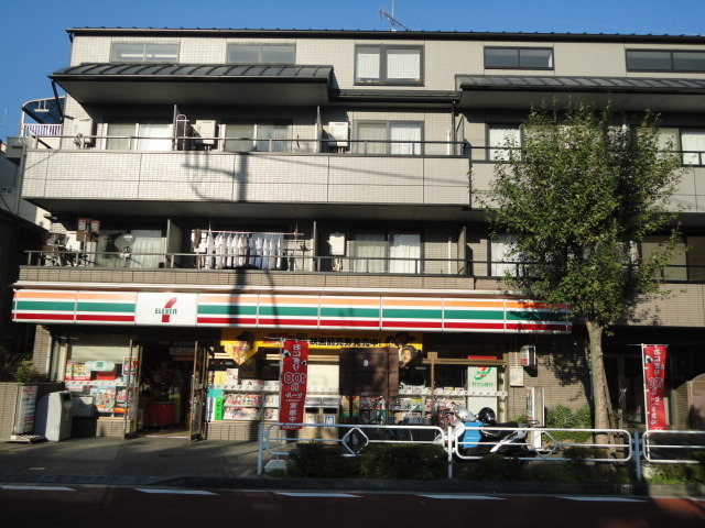 コンビニ　コンビニ（コンビニ）まで466m