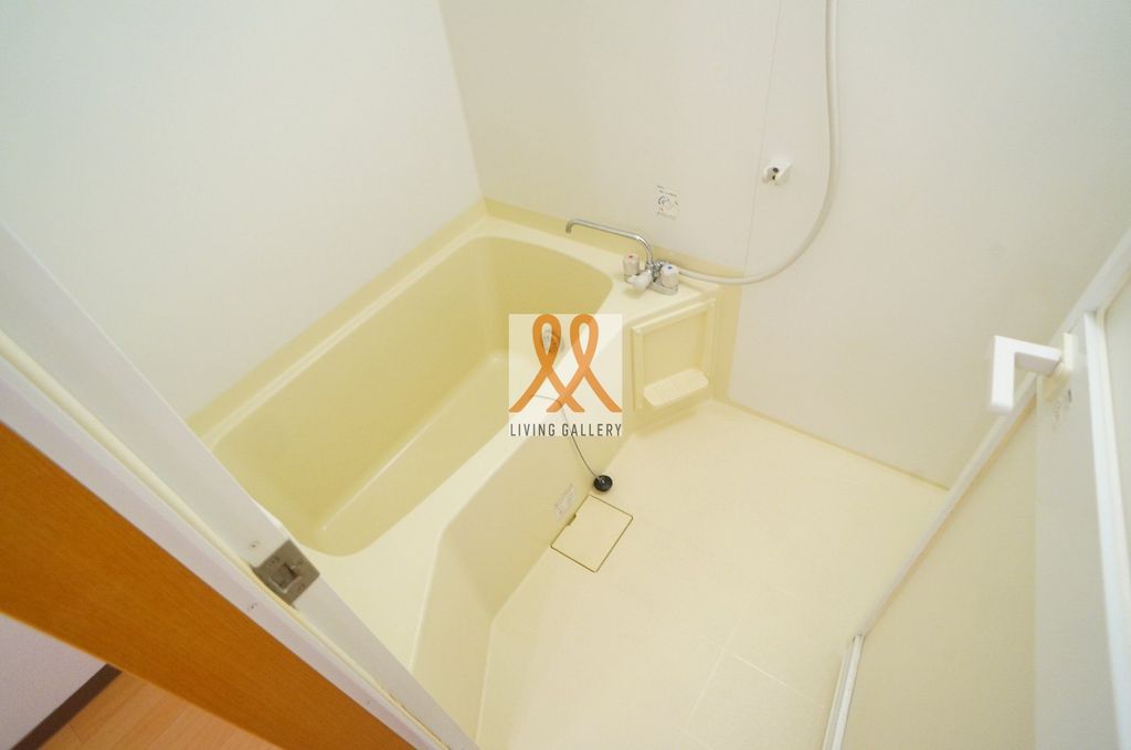 バス・シャワールーム　他号室。参考写真