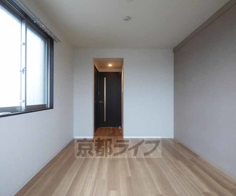 居室・リビング　広々としたお部屋です。