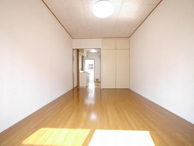 居室・リビング　★日当たり良好★