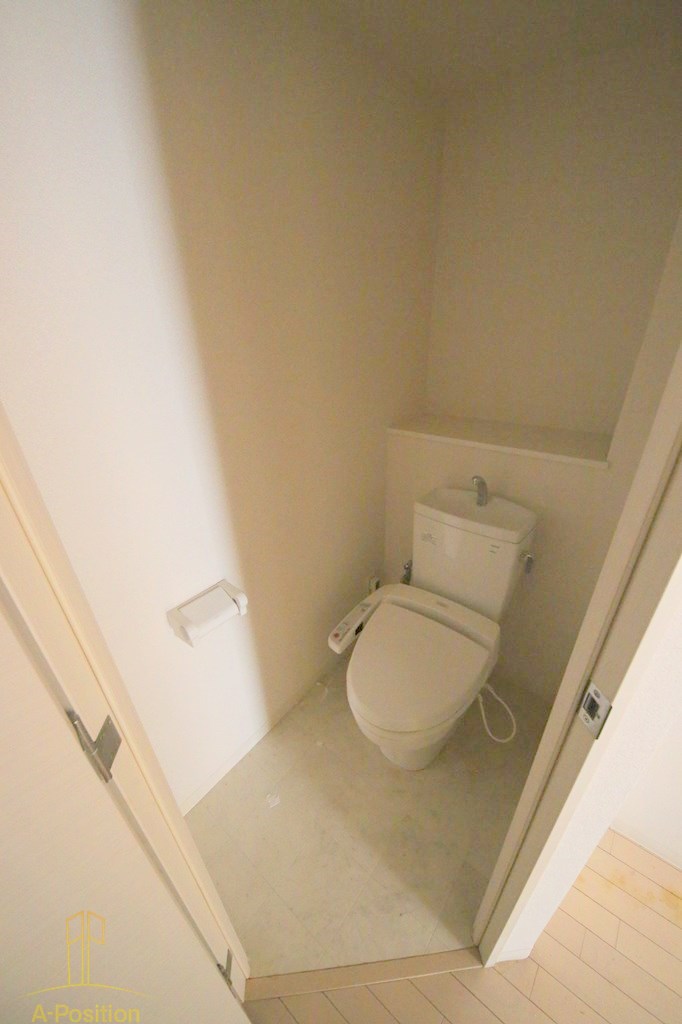 トイレ　メゾン夕陽ケ丘