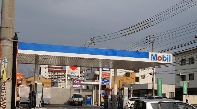 その他　ガソリンスタンド（その他）まで750m