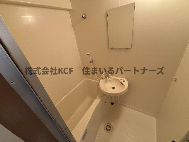 バス・シャワールーム　お風呂で日々の疲れを落としましょう