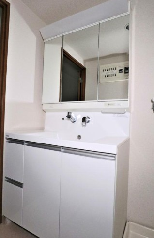 洗面設備　独立洗面台