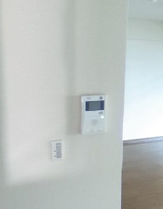 セキュリティ　モニタ付インターホン