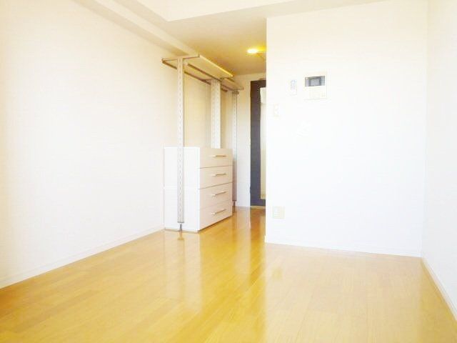 居室・リビング　★キレイな洋室★