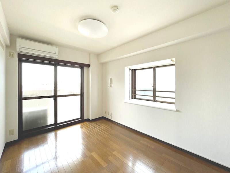 居室・リビング　※別タイプの参考画像になります。