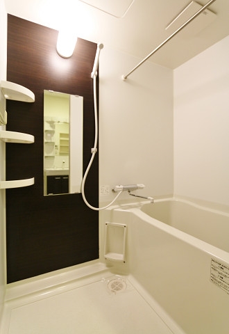 バス・シャワールーム　オシャレな浴室空間です