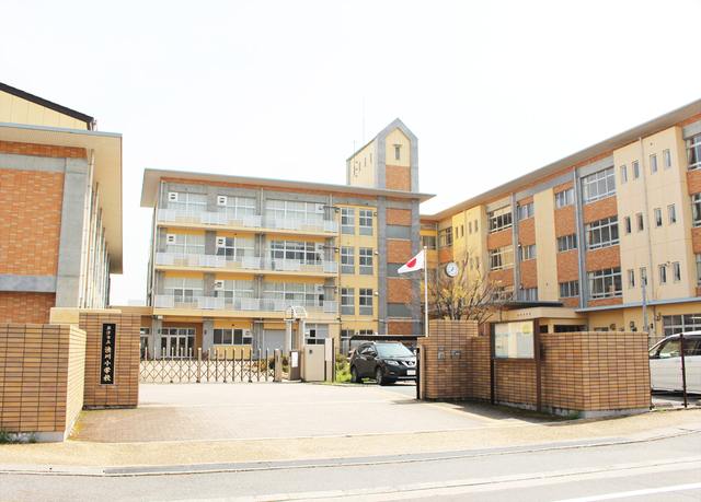 小学校　草津市立渋川小学校（小学校）まで1101m