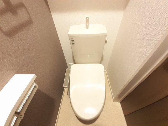 トイレ　清潔感のあるトイレです