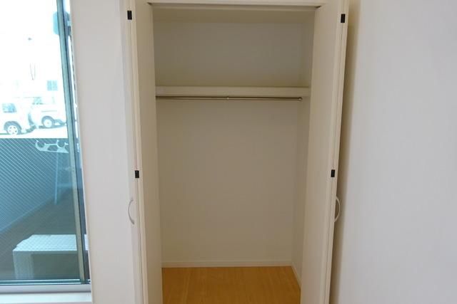 収納　★奥行きもあってたっぷり収納できるクローゼットです★