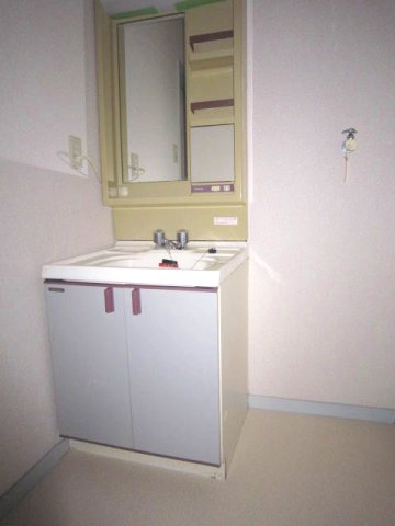 洗面設備　同仕様