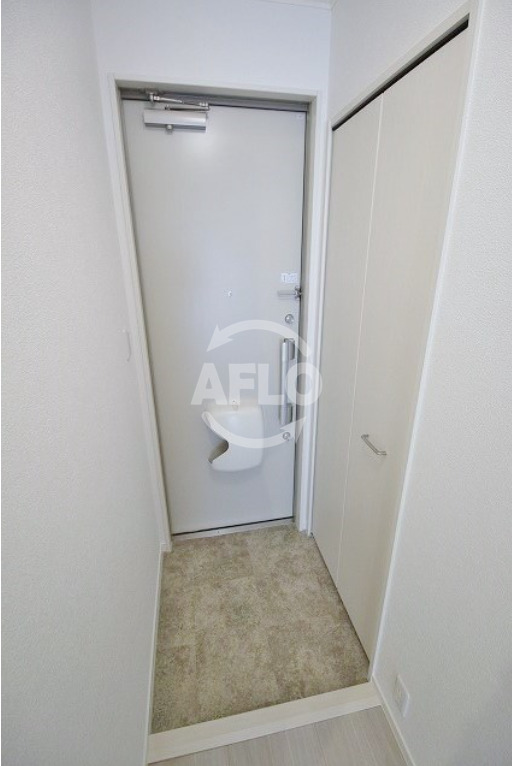 玄関　サニーコート西加賀屋　玄関