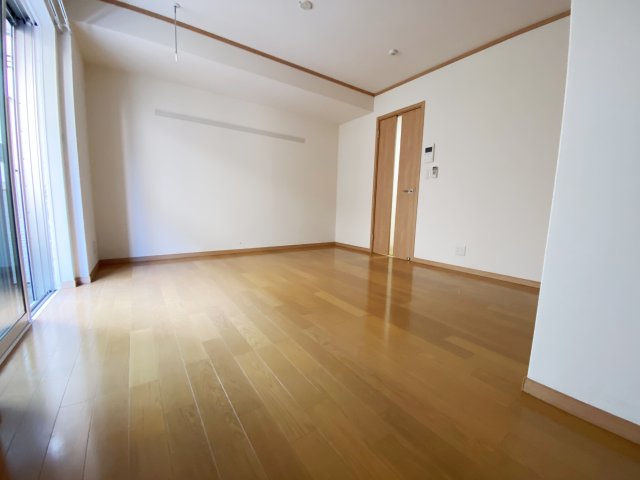 居室・リビング　別号室の参考写真です。