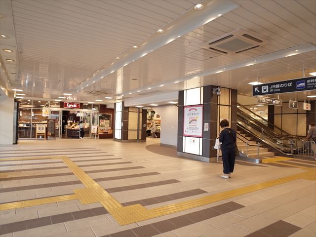 ショッピングセンター　プリコ西明石（ショッピングセンター）まで965m