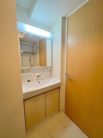 洗面設備　忙しい朝には欠かせない洗面所です