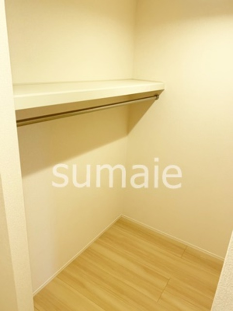 収納　ウオークインクローゼット！