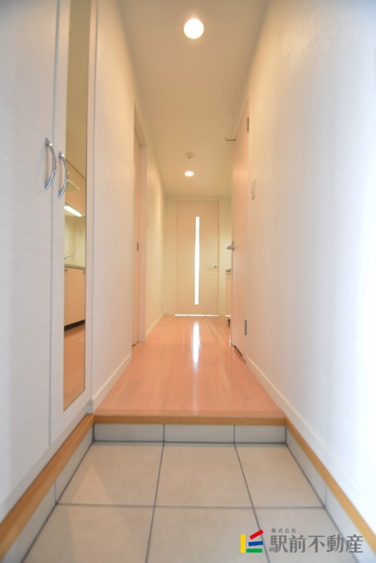 玄関　※同タイプ別部屋