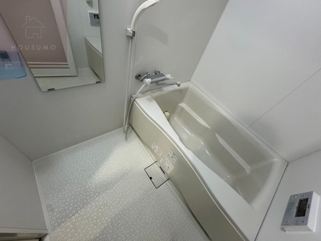 バス・シャワールーム　玄関です