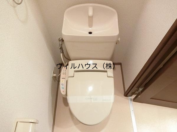 トイレ　ウォシュレット！