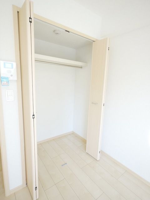 その他設備　★たくさんの収納が可能なクローゼットです★