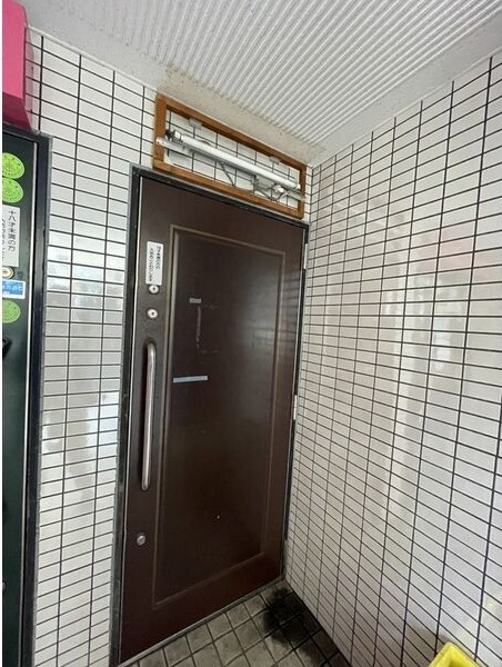 玄関　くじらのゼロ賃貸は＼仲介手数料0円×初期費用最安×全国対応／