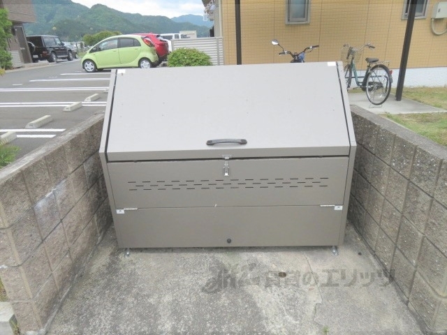その他　ゴミ置き場