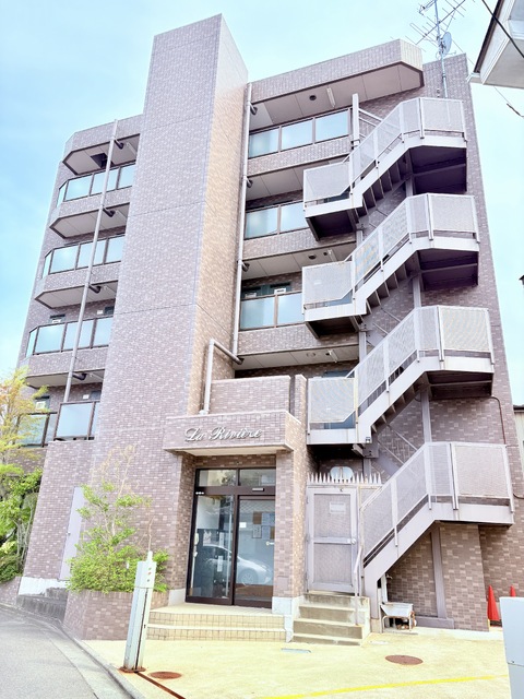 建物外観　★２０２６年４月撮影★