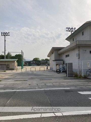 小学校　春日市立小学校春日原小学校（小学校）まで226m