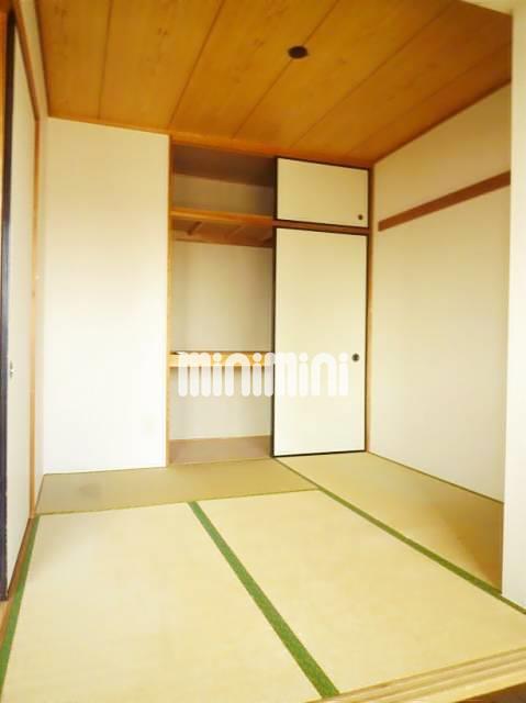 居室・リビング　他号室の写真併用