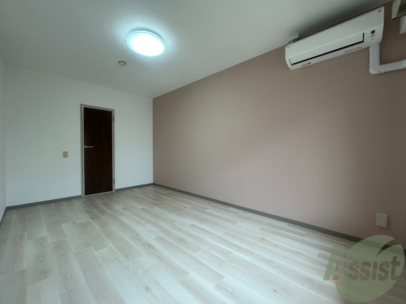その他部屋・スペース　寝室になりそうな洋室です。広くて使いやすそうですね。