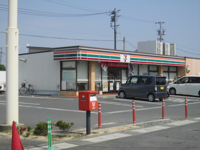 コンビニ　セブンイレブン　浜松初生町店（コンビニ）まで152m