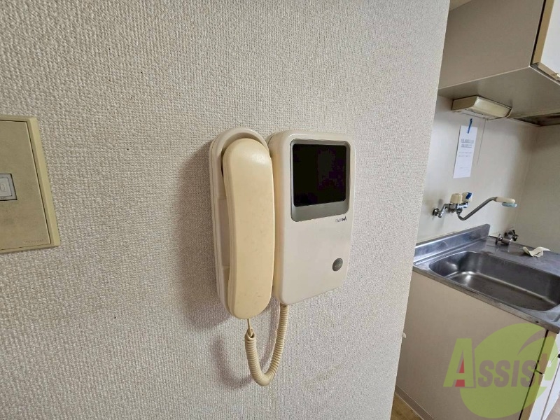 セキュリティ　モニタ付インターホンでセキュリティ面も安心です。