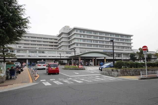 病院　奈良県立医科大学附属病院（病院）まで780m