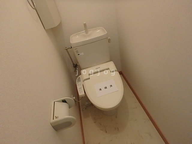 トイレ　温水洗浄器付き便座