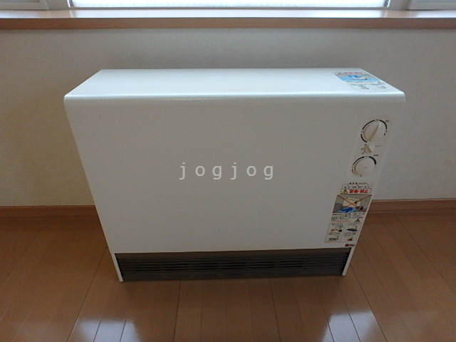 その他設備　暖房器