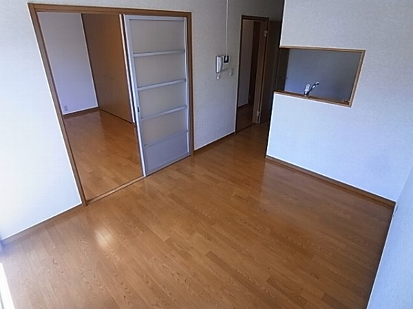 居室・リビング　同物件別部屋参考写真