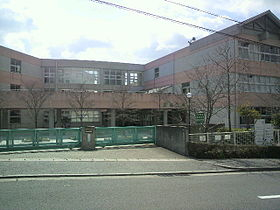 小学校　西宮市立東山台小学校（小学校）まで766m