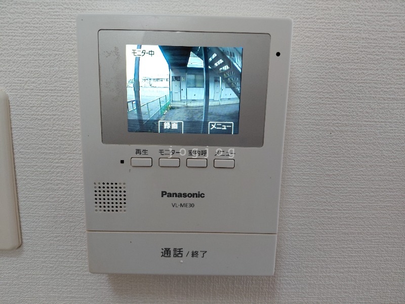 セキュリティ　モニター付きインターホンで来客確認も安心です！