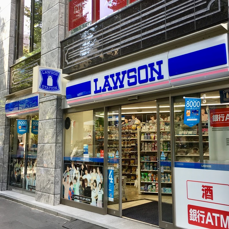 コンビニ　ローソン港六本木通店（コンビニ）まで142m