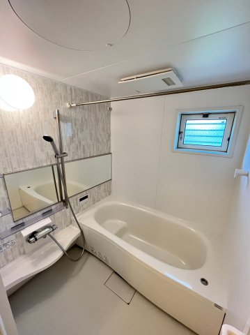 バス・シャワールーム　同物件、別号室の参考写真です。