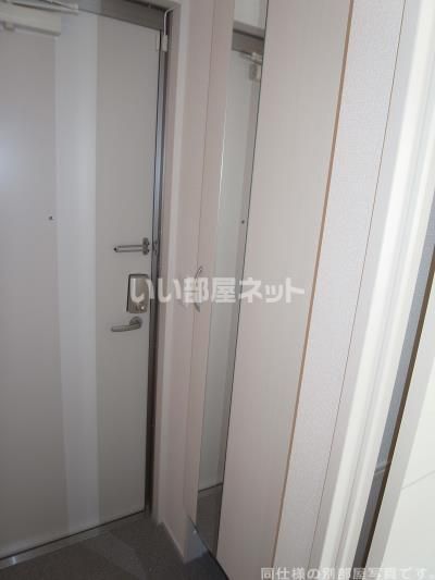 八千代の杜 ノースヒルKの玄関写真