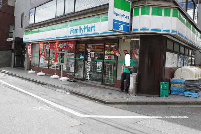 コンビニ　ファミリーマート 国分寺本町三丁目店（コンビニ）まで508m
