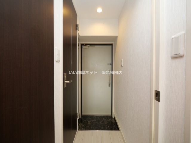玄関　同仕様写真となります。