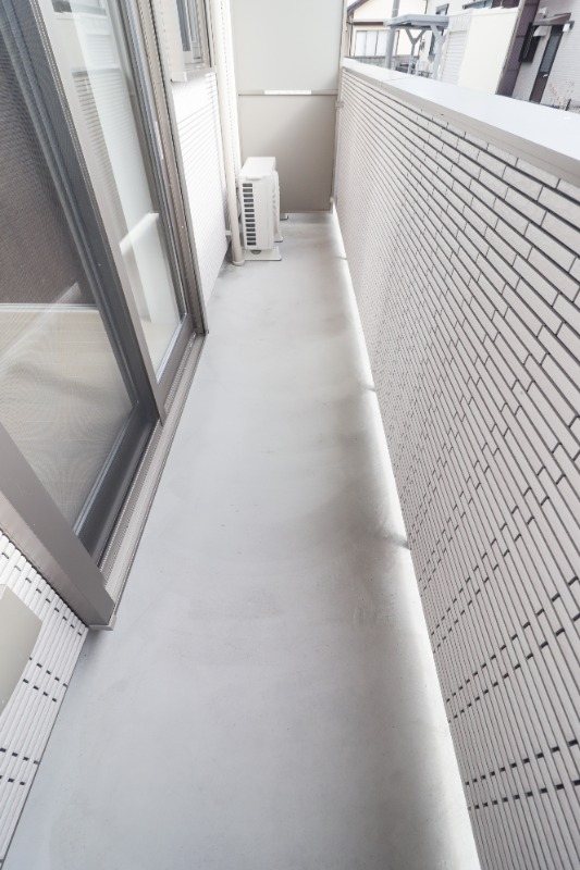 バルコニー　図面と現状に相違がある場合には現状を優先