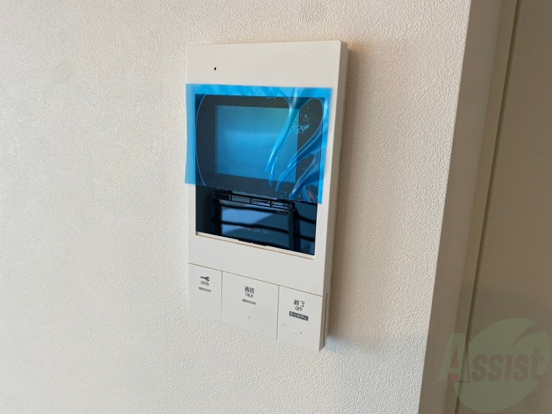 セキュリティ　ＴＶモニター付インターホンです。来客者の顔が見えるので安心！
