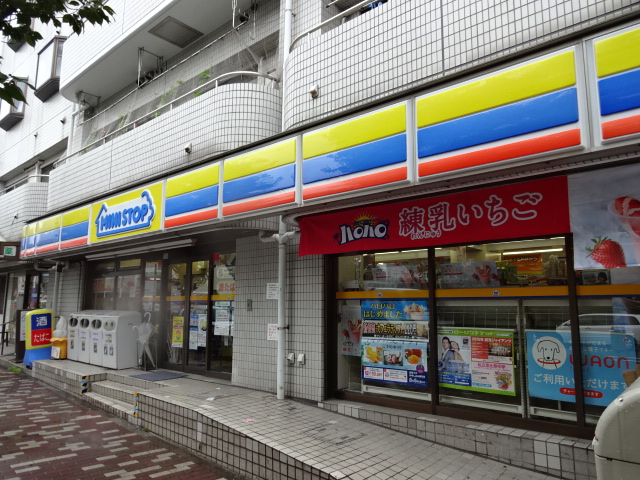 コンビニ　ミニストップ千早町４丁目店（コンビニ）まで565m