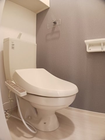 トイレ　コンパクトで使いやすいトイレです