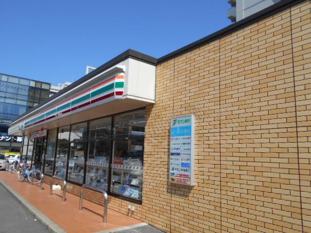 コンビニ　セブン‐イレブン 福岡井尻３丁目店（コンビニ）まで392m